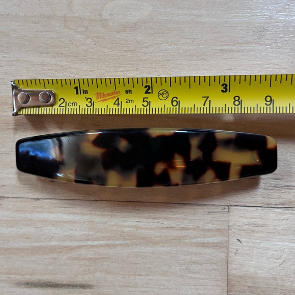 Vintage French Hair Clips - Picture 5 of 5